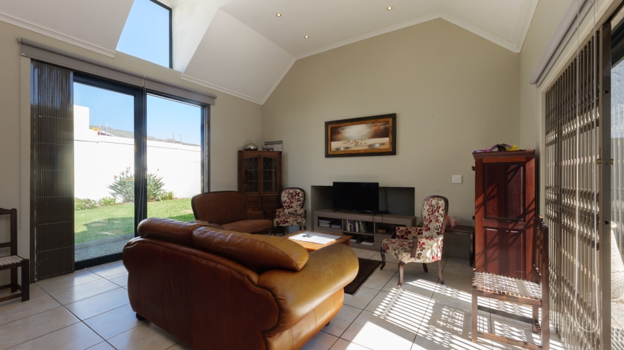 2 Bedroom Property for Sale in Bredasdorp Western Cape